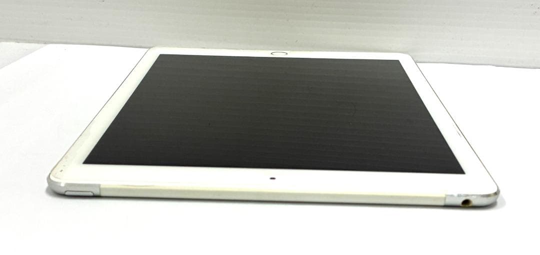 26K2-102-5 iPad Air2 ケース付き アクティベーションロック〇