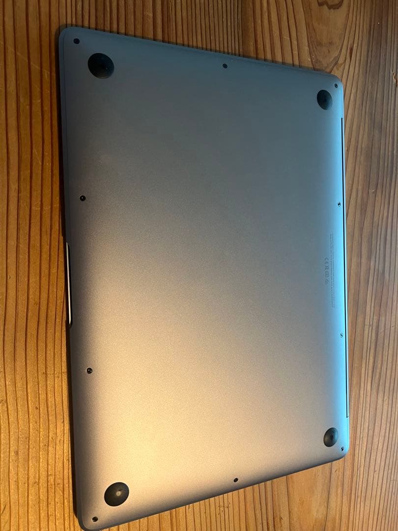 MacBook Air 13.3インチ  Early 2020