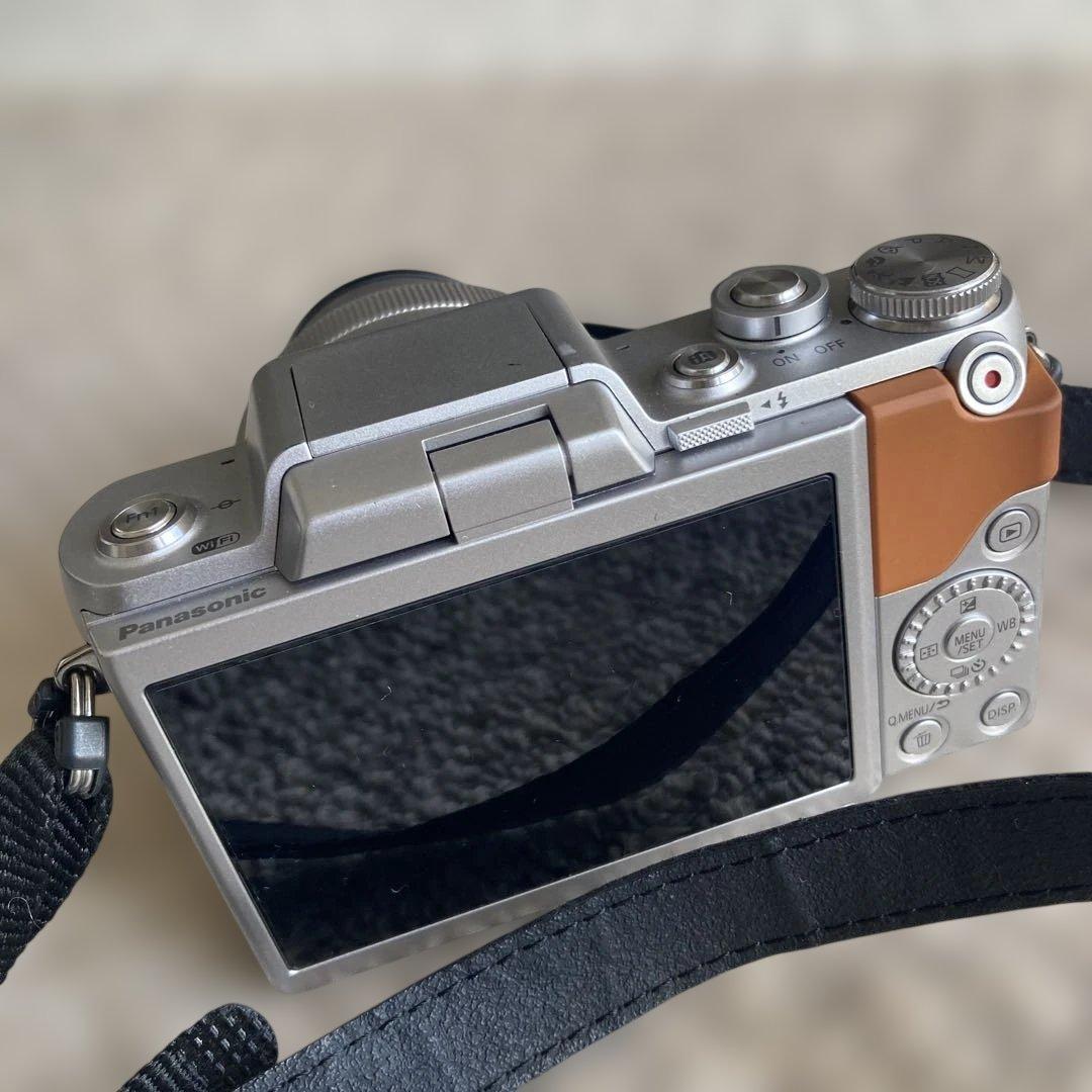 Panasonic パナソニックLUMIX G DMC-GF7