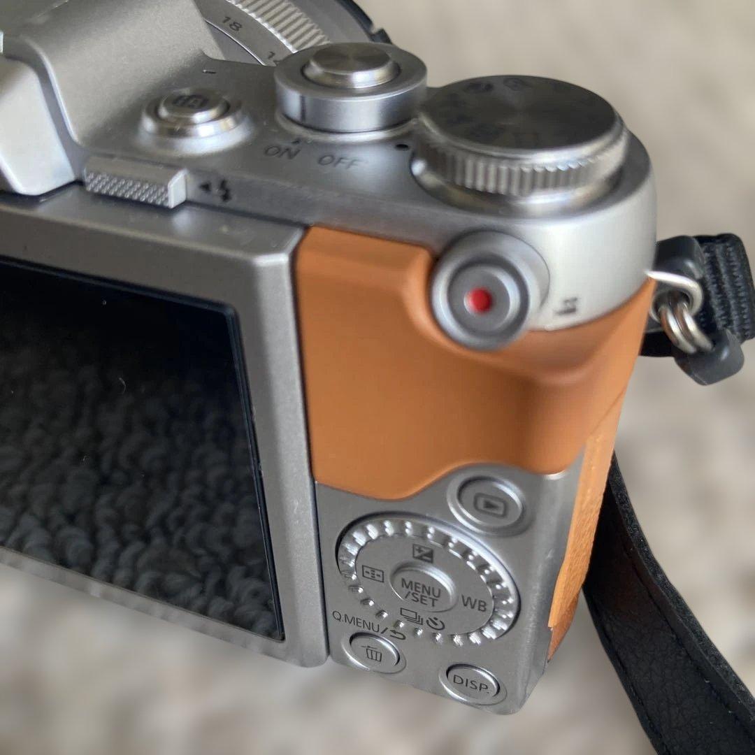 Panasonic パナソニックLUMIX G DMC-GF7