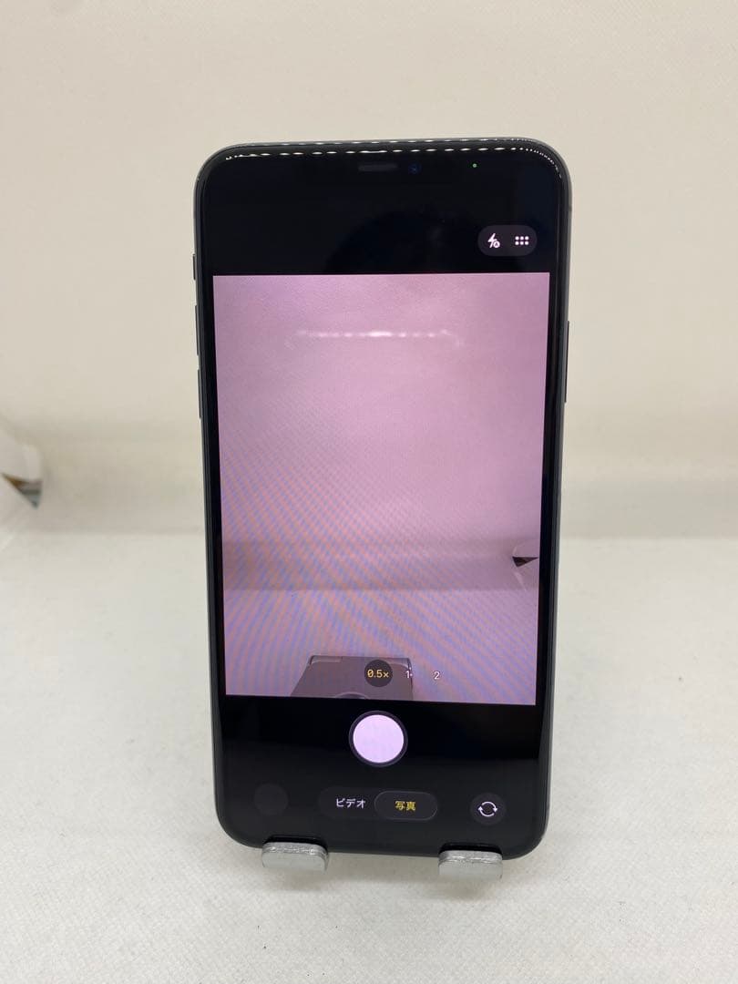 Iphone 11 Pro Max 64GB Sim フリー　93047
