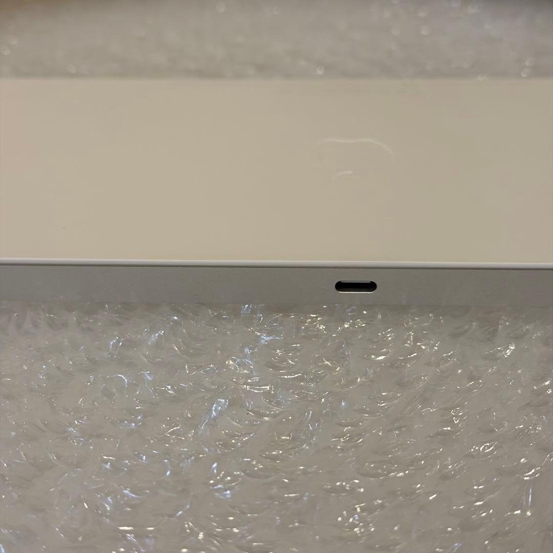 ホワイトワイヤレスキーボードApple Magic Keyboard typec