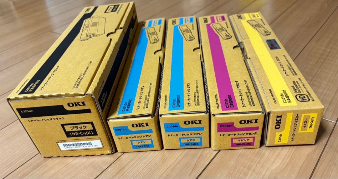 純正★新品未使用　OKI C301dn トナーカートリッジ　5本セット