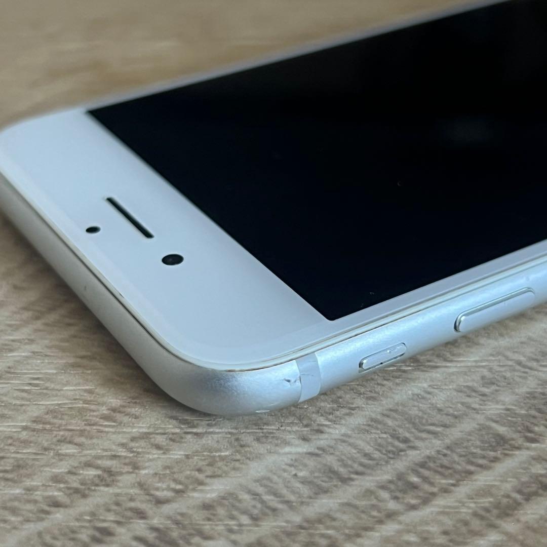 iPhone 7 Silver 32 GB SIMフリー