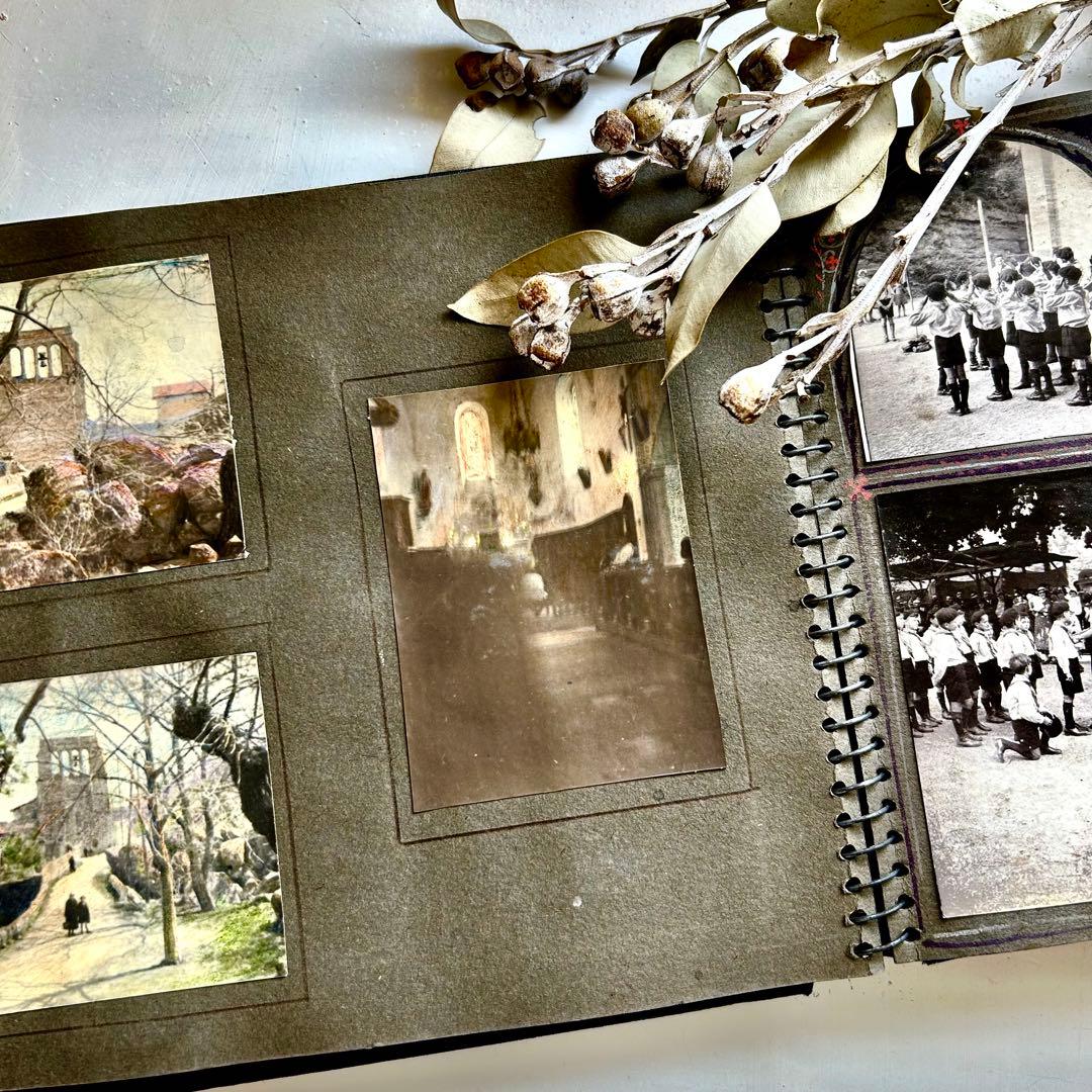 手彩色に息づく姉弟の記憶 1930年代フランス　写真アルバム