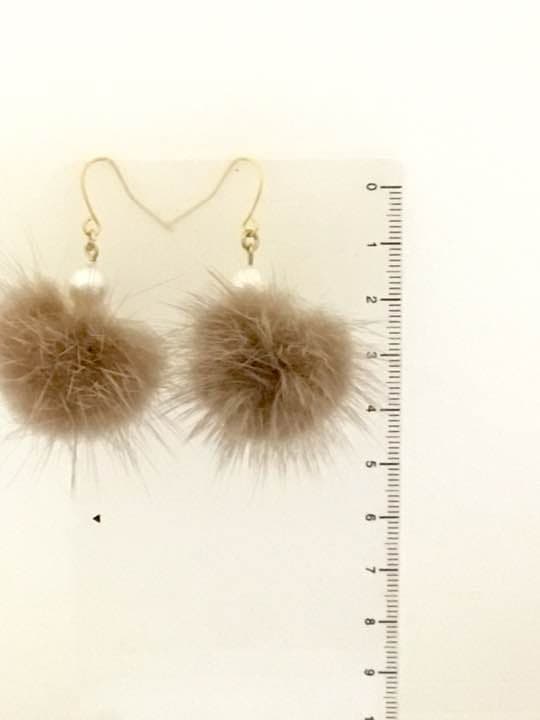 ミンクファー  ふわふわピアス