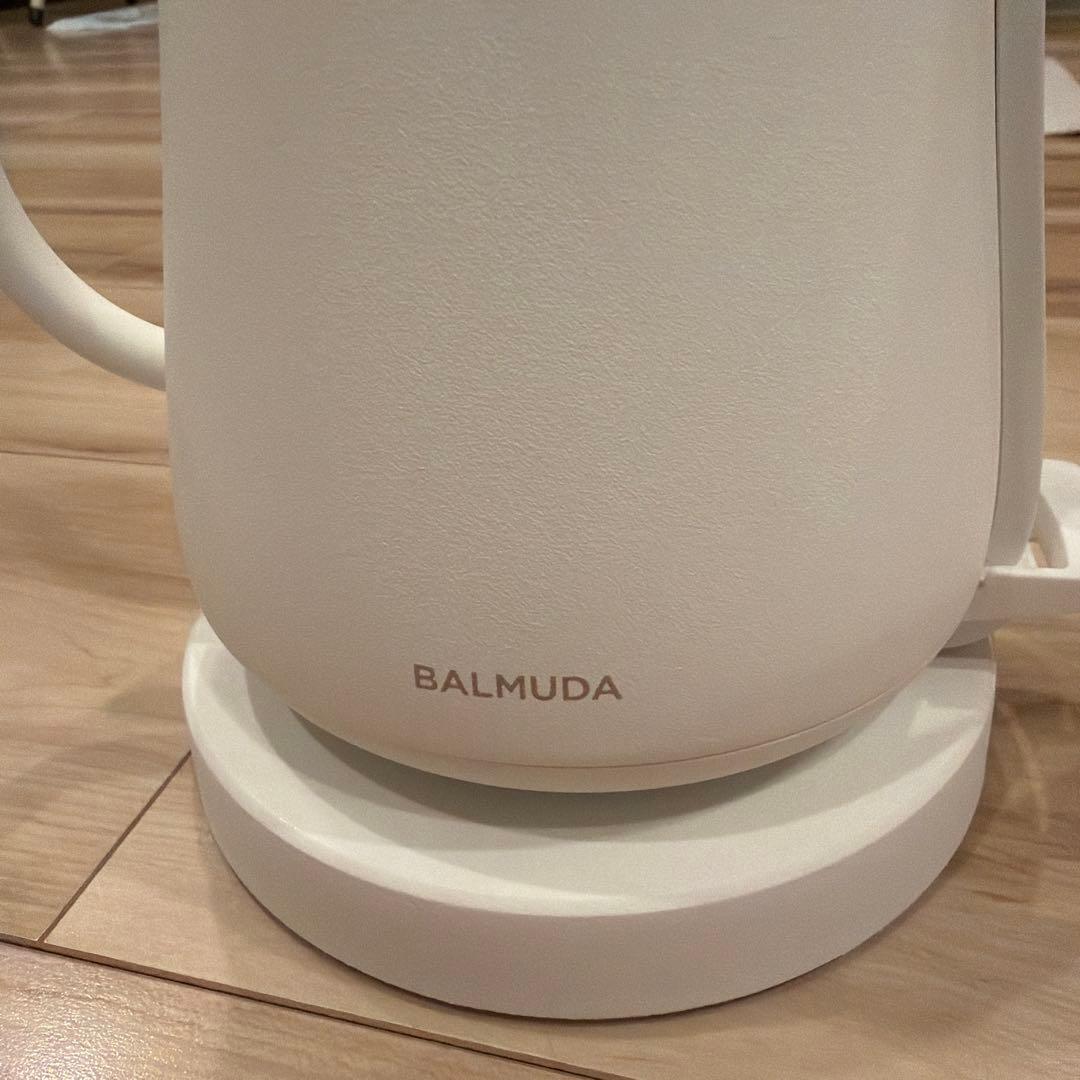 BALMUDA The Pot 0.6L 電気ケトル ホワイト