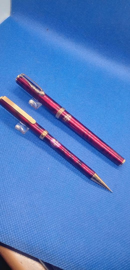 万年筆 レッド ベラージュ14金細字・シャーペン