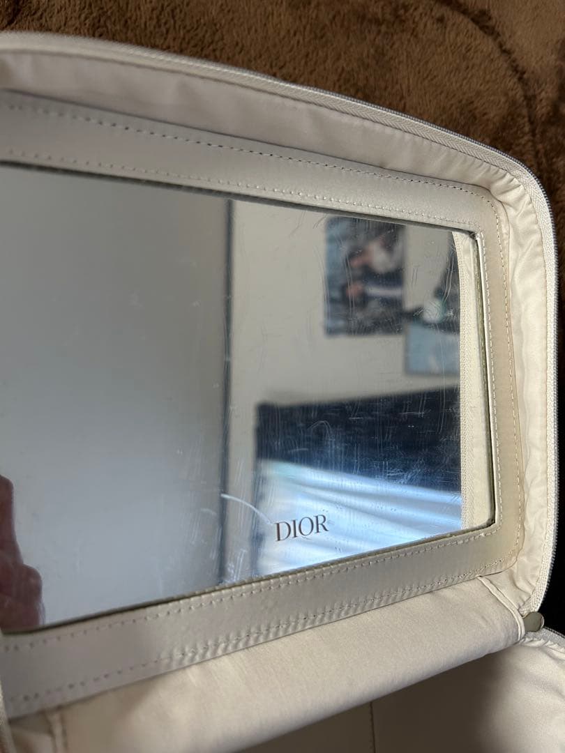 Dior ジッパー付き収納ボックス ホワイト　ミラー付き