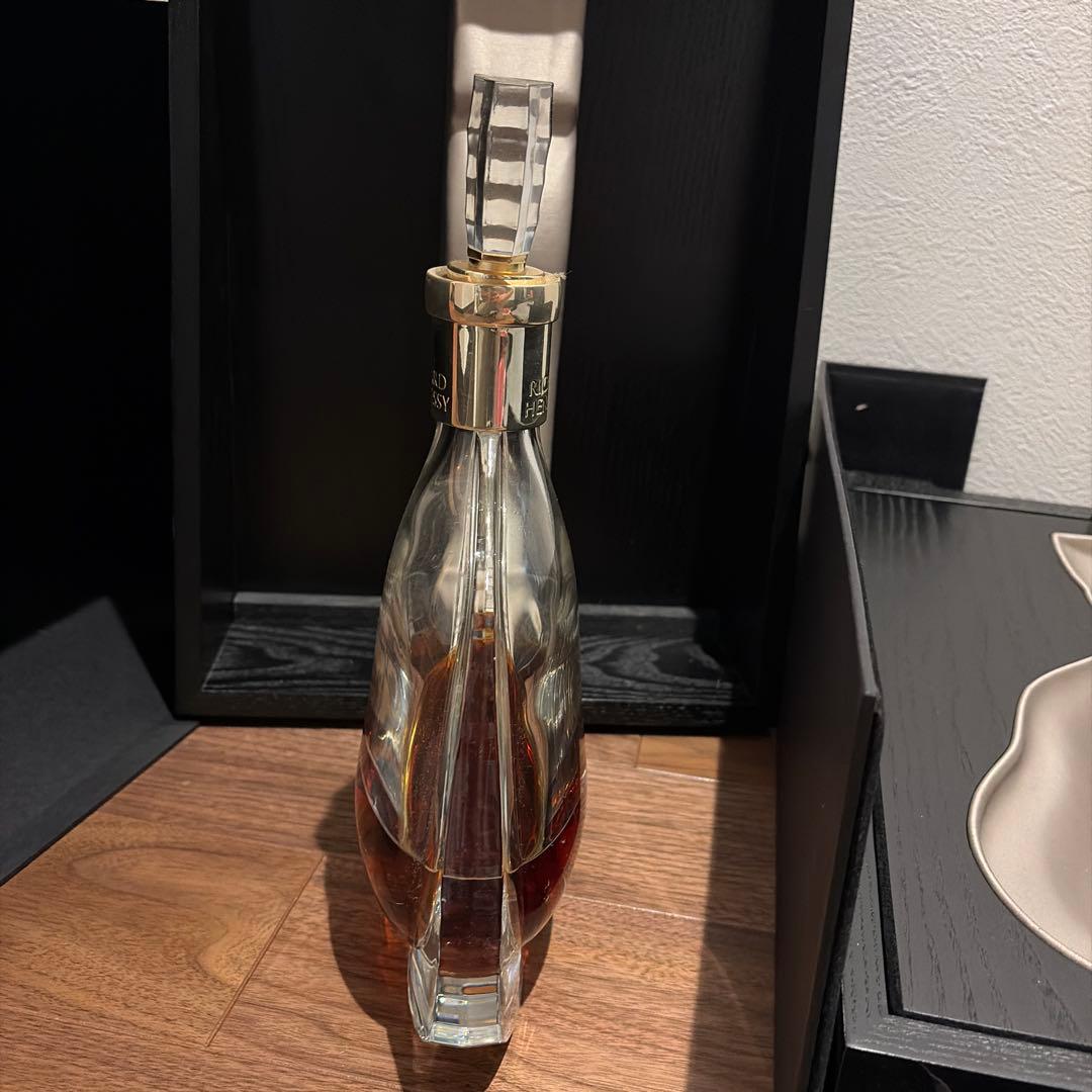 HENNESSY ヘネシー リシャール700mlバカラ製空き瓶、化粧箱、外箱あり