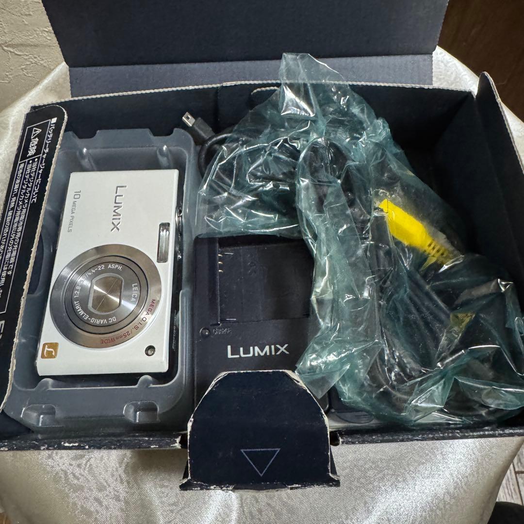 【美品】【動作良好】Panasonic LUMIX DMC-FX37 ホワイト