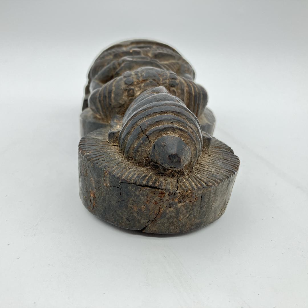 木彫　座仏　ラオス　東南アジア　時代物　高さ：約２３．５ｃｍ