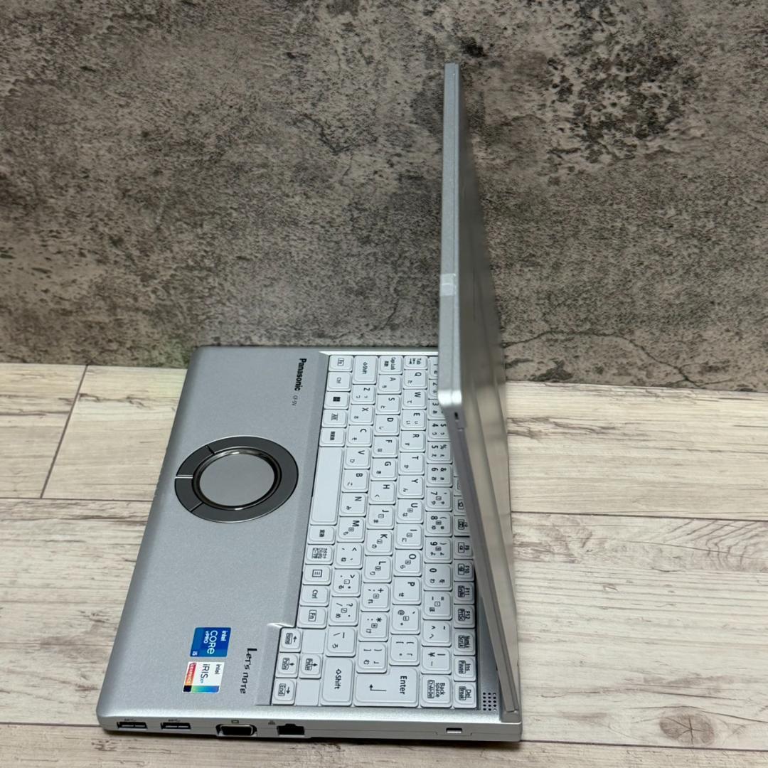 高性能 一部傷アリ レッツノート SV1 i5 メモリ16GB Office