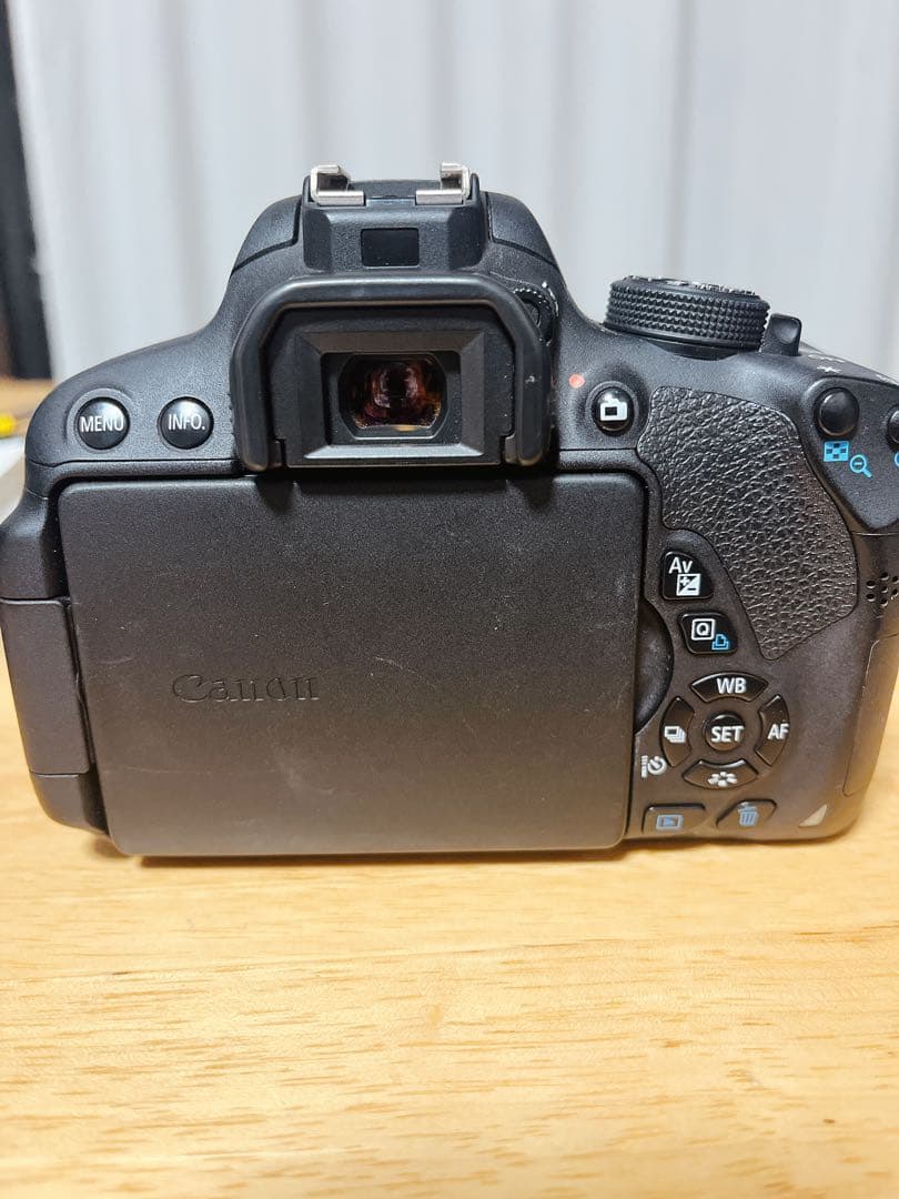 動作確認済】Canon EOS Kiss X7i ダブルズームキット おまけ付