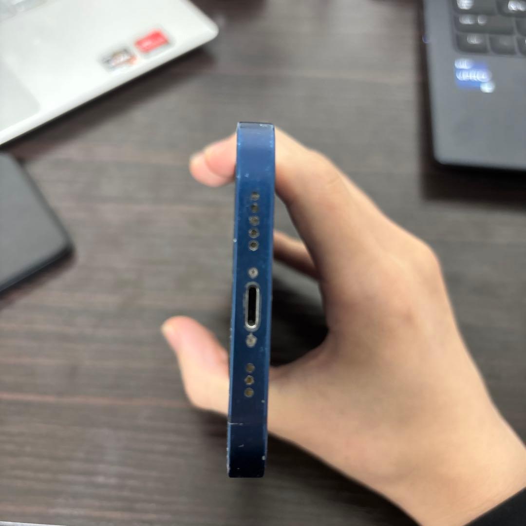 Apple iPhone 12 青（バッテリー80%）