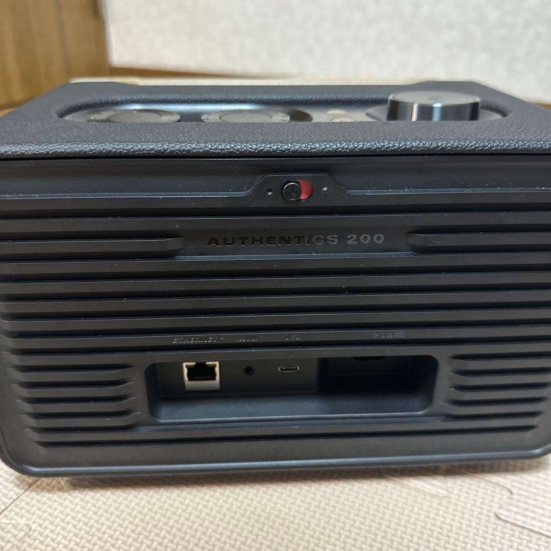 JBLAUTHENTICS 200ワイヤレススピーカー