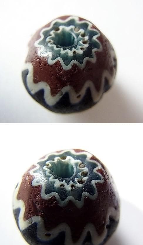 ★Y0603★古いヴェネチアン (A14)　磨耗　7層 濃色　シェブロンビーズ