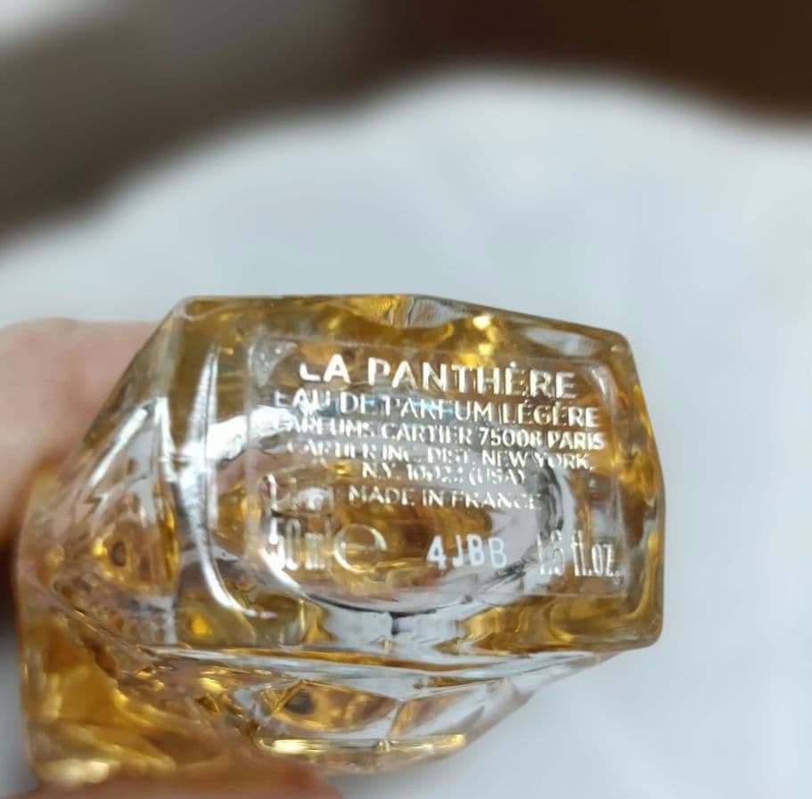 Cartier ラパンテールクリスタルカットデザイン50ml