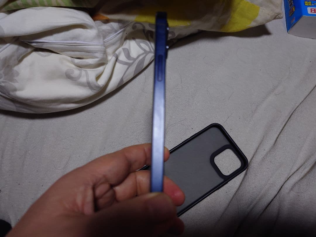 Apple iPhone 12 simフリーブラック64GB 中古品