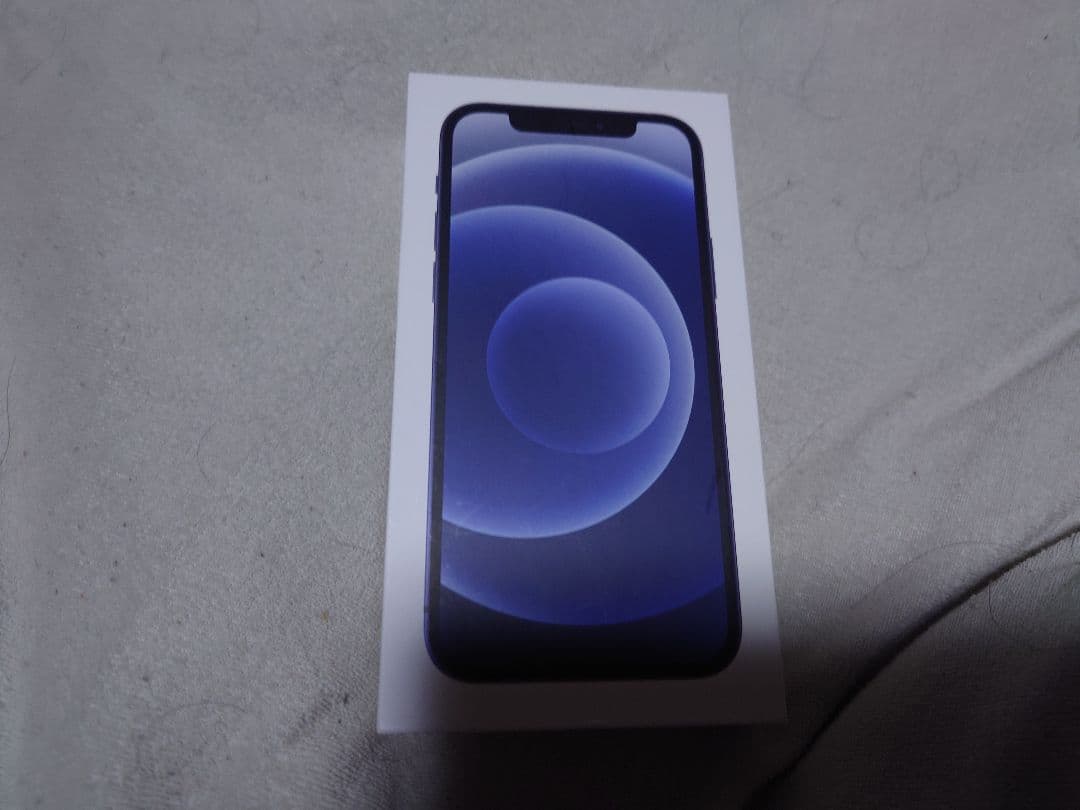 Apple iPhone 12 simフリーブラック64GB 中古品