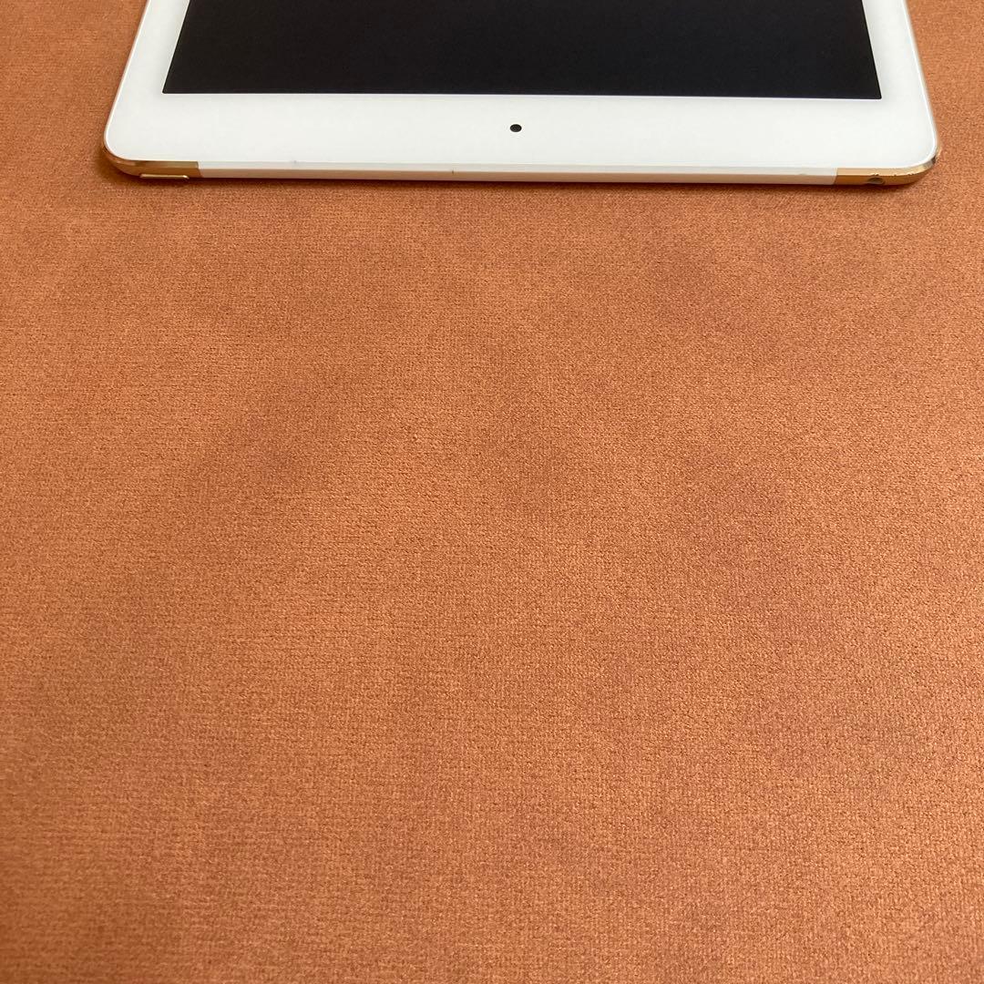 188【早い者勝ち】iPad Air2 第2世代 32GB au☆