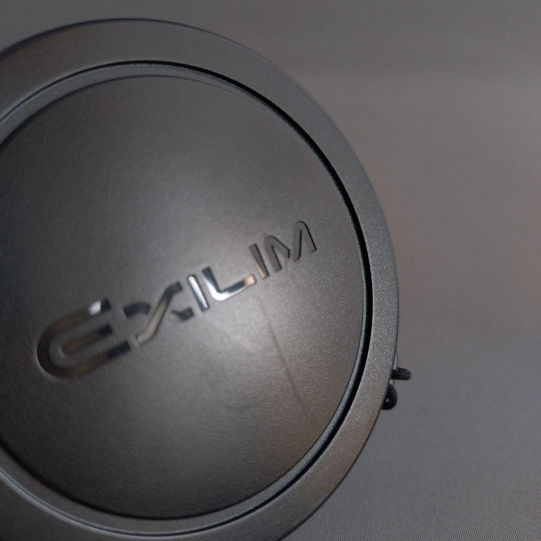 【美品】CASIO Exilm EX-FH20 4GB SDカード付