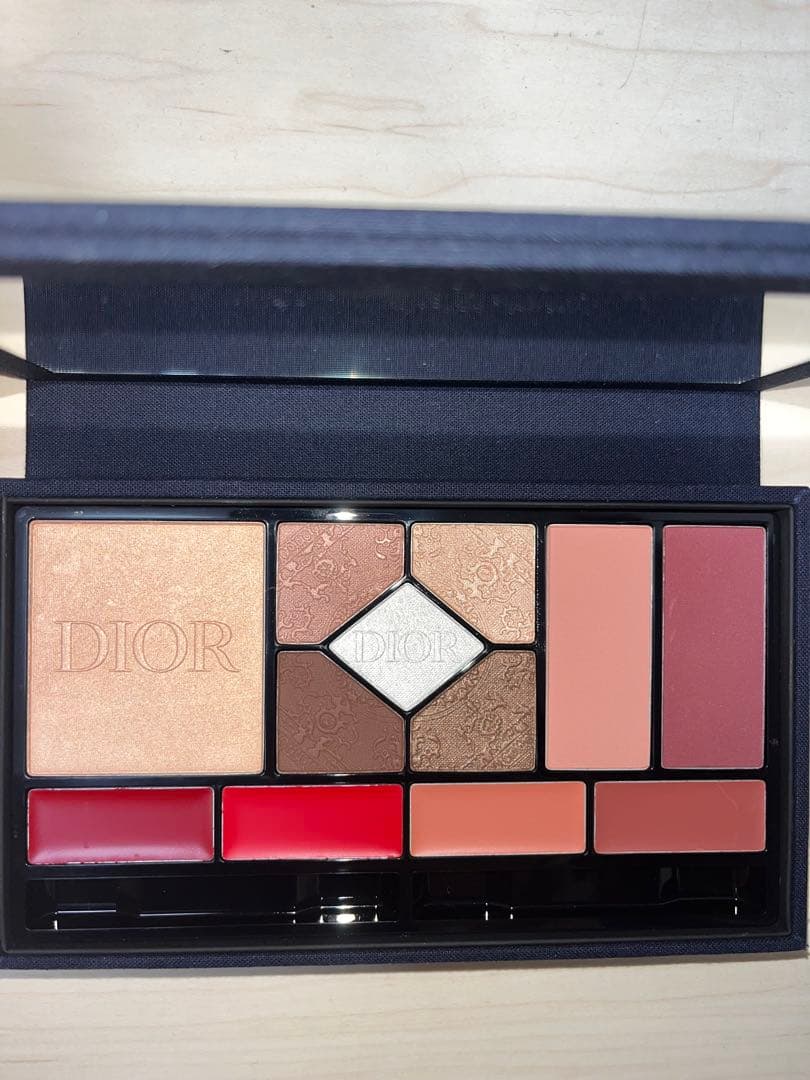 Christian Dior アイシャドウパレット
