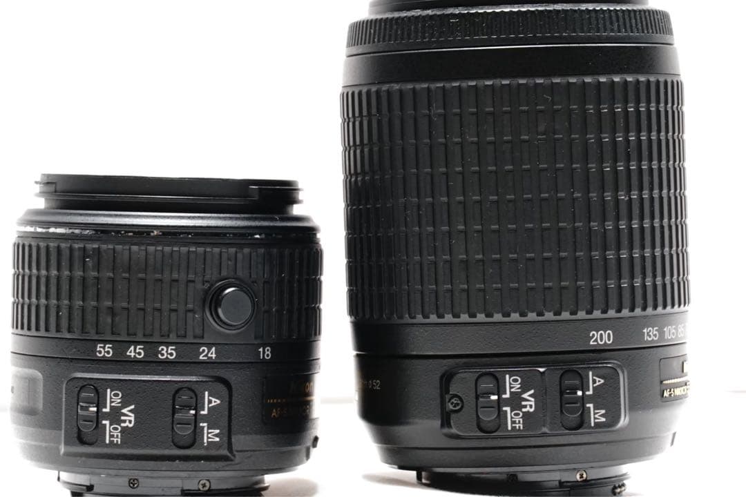 良品 Nikon D5300 ダブルレンズキット Wi-Fi搭載 一眼レフカメラ