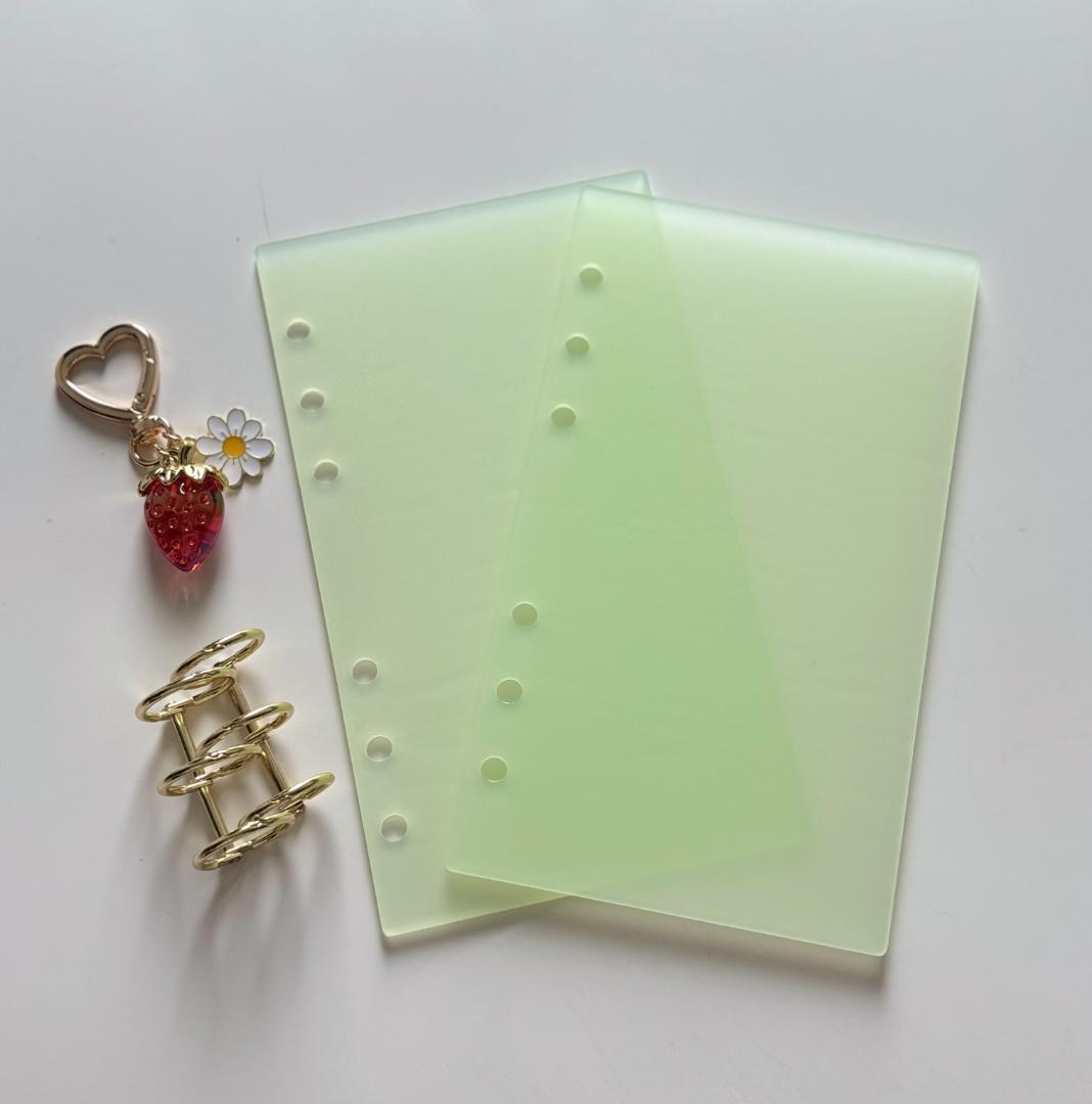 韓国♡アクリルバインダー♡両面マットグリーン♡いちごA6貯金Saving