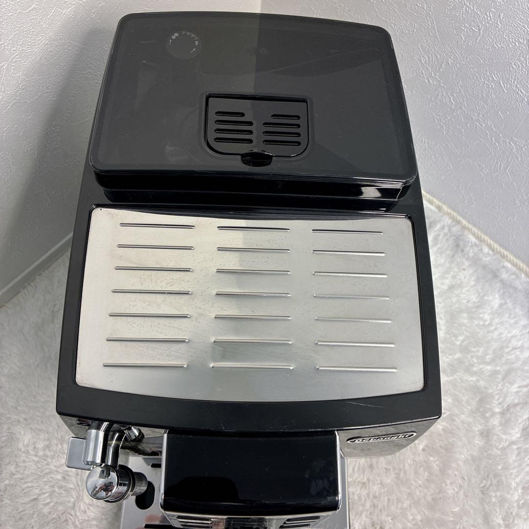 【極美品】DeLonghi デロンギ コーヒーメーカー　マグニフィカS コーヒー