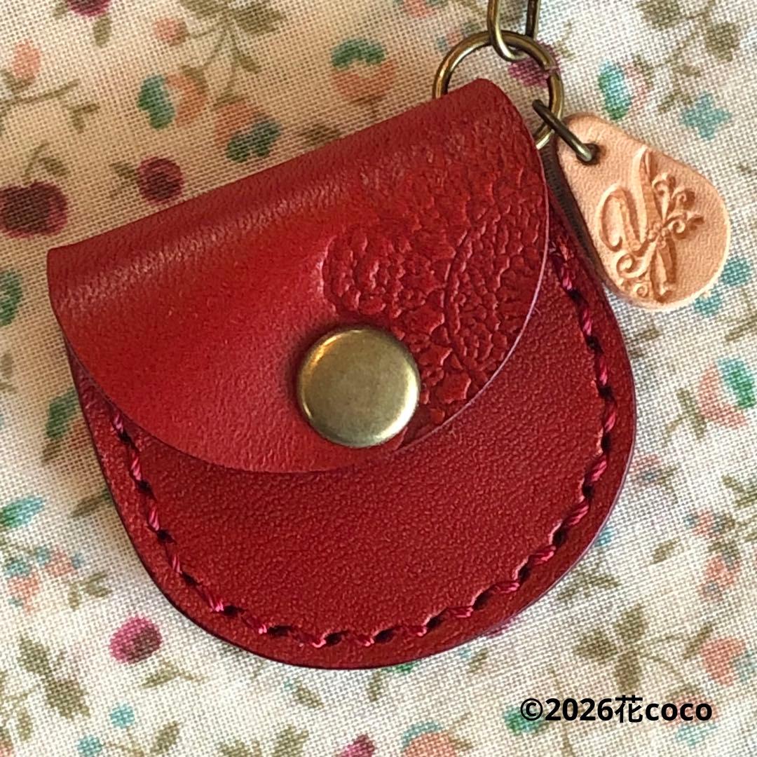 ❁レースの刻印❁栃木レザー❇︎レッド❇︎が入る本革のキーホルダー　小物入れ