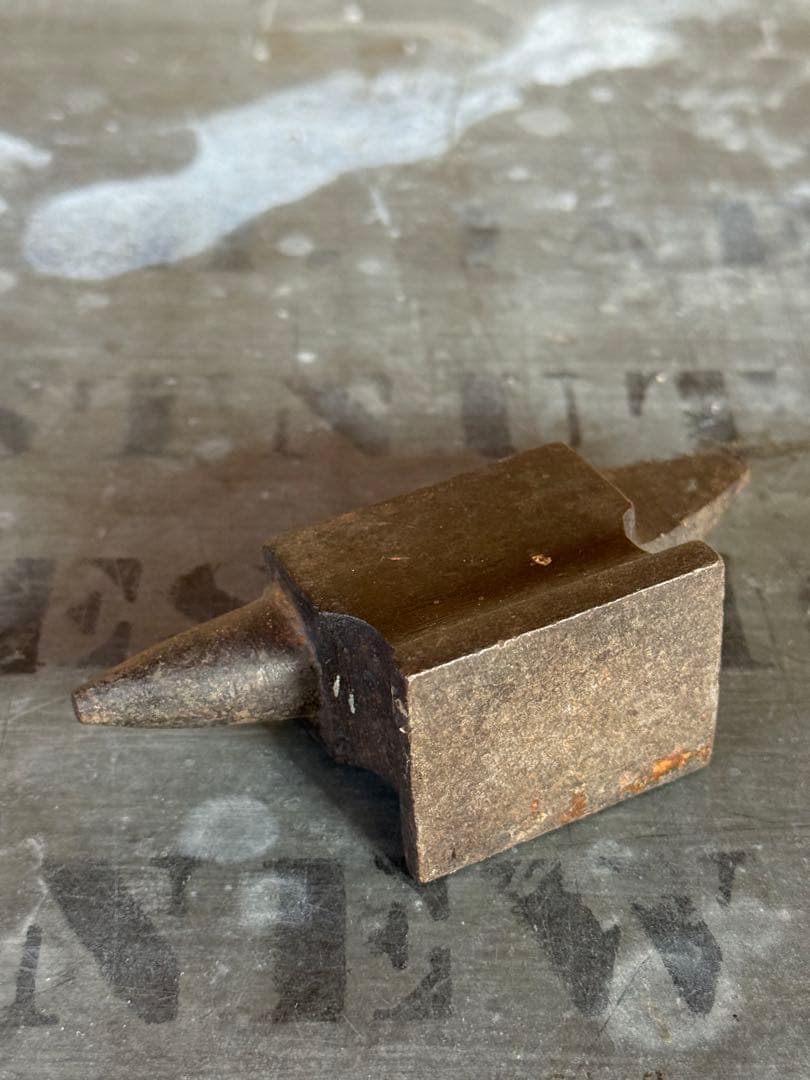 アンティーク雑貨 Miniature Anvil