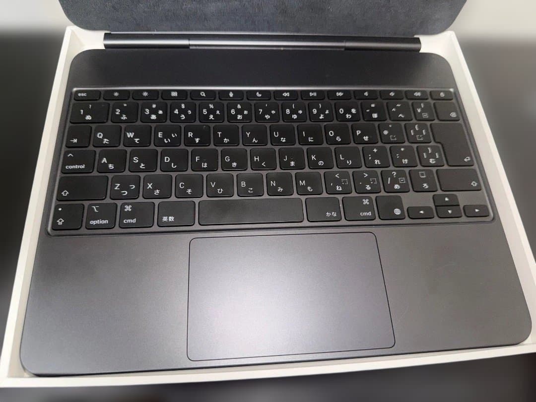 Apple Magic Keyboard iPad Pro 13インチ　M4