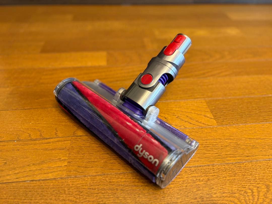 Dyson ダイソン　SV12 コードレスクリーナー