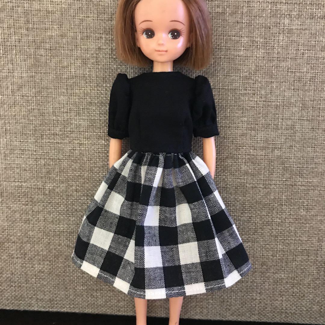 ハンドメイド　りかちゃん 服