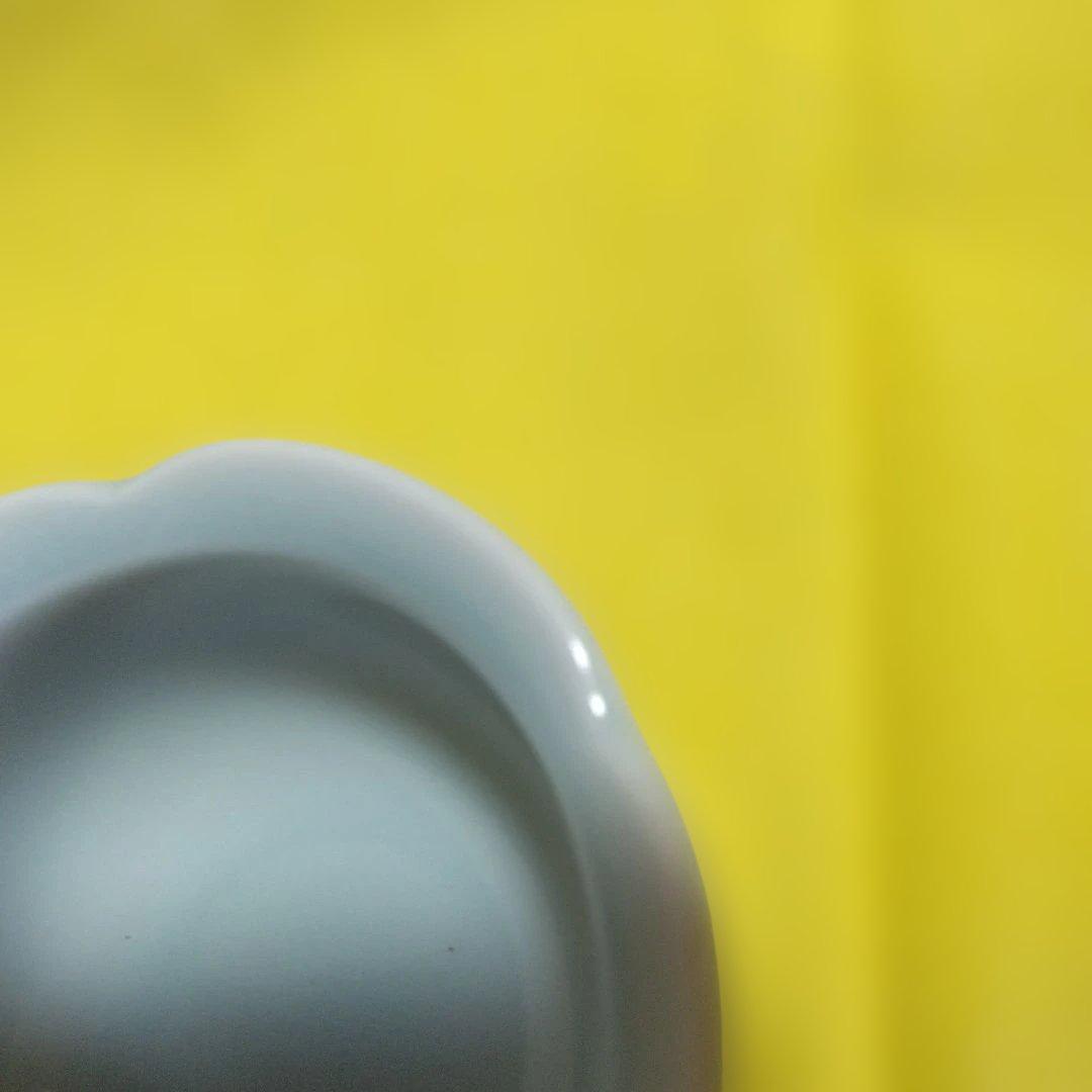 レトロ 青い花びら型小さな陶磁器30個セット