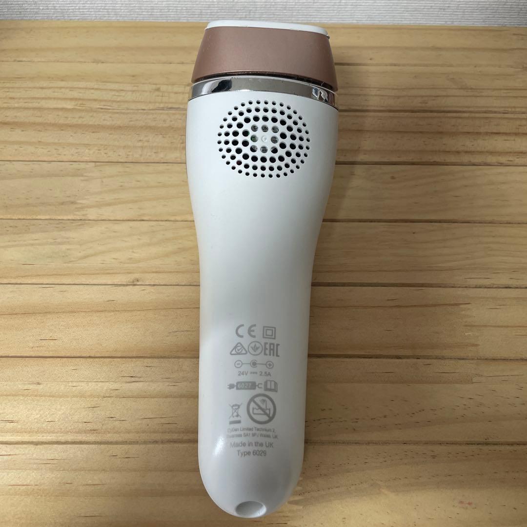 BRAUN　Silk expert ブラウン　脱毛器　光脱毛器