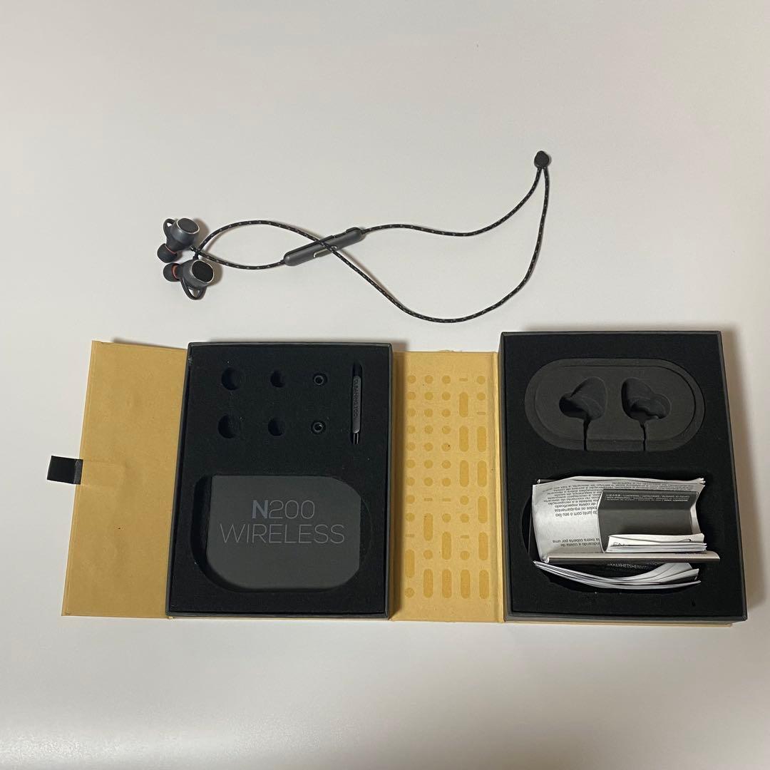 AKG　N200　ワイヤレスイヤホン