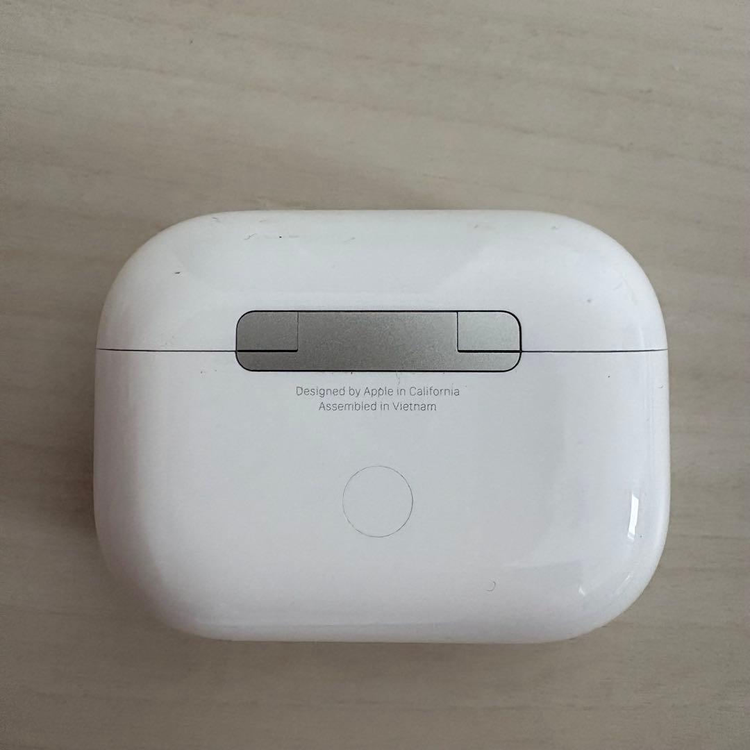 AirPodpro2 USB-c本体 右耳欠品　左のみ