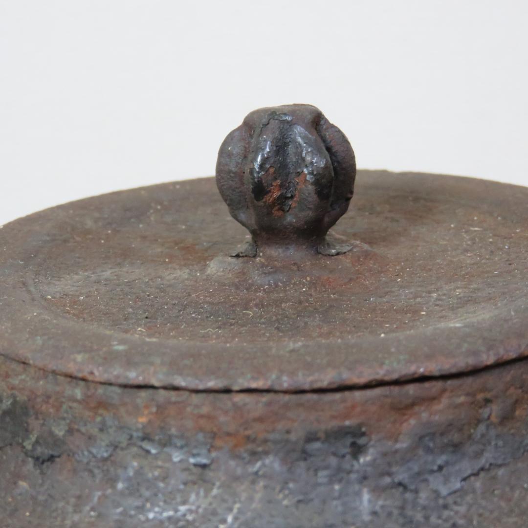 鉄瓶 菖蒲 銘なし 年代物 使用感あり 茶道具 やかん　急須　南部鉄器　茶釜