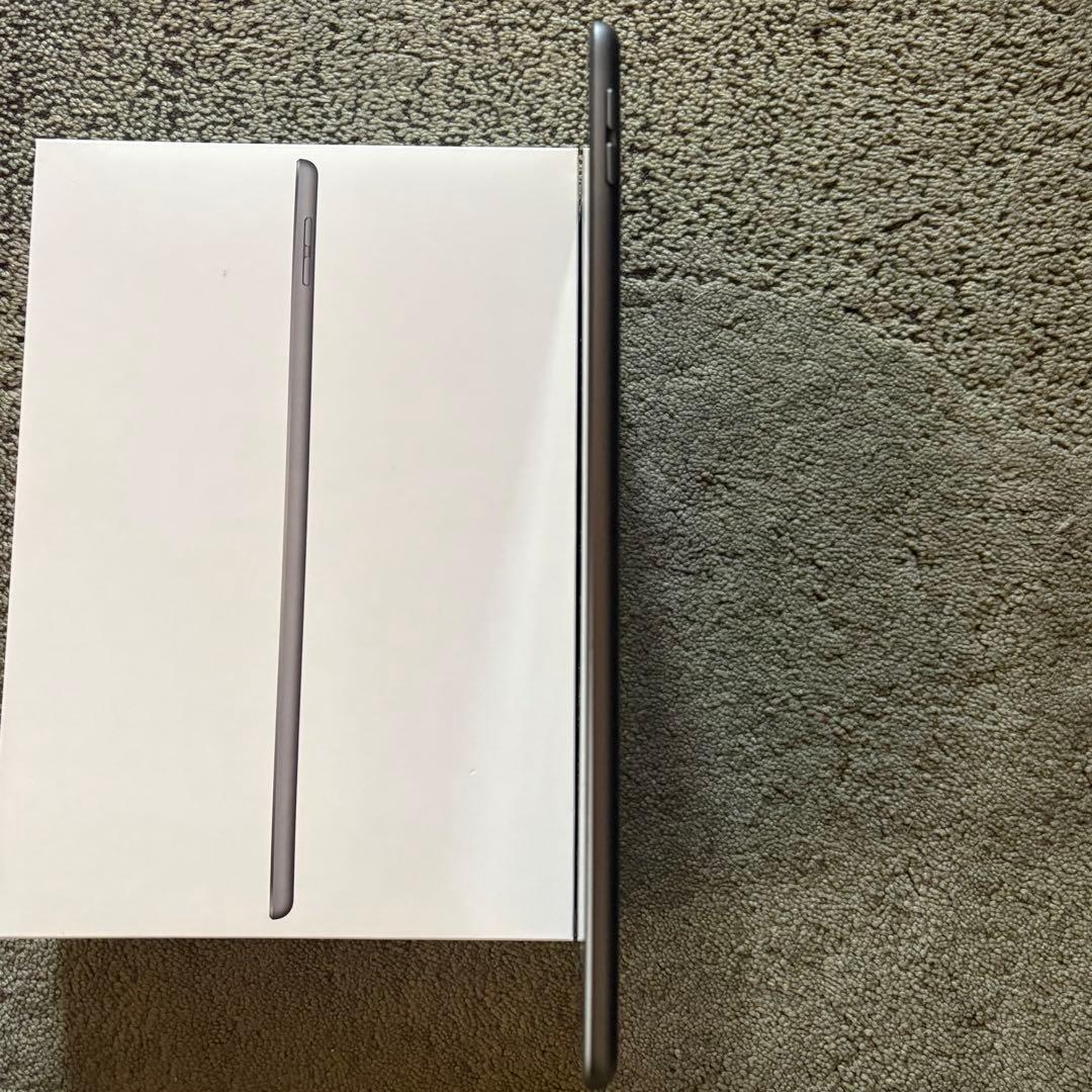Apple iPad 10.2 第8世代　128GB スペースグレー　アップル