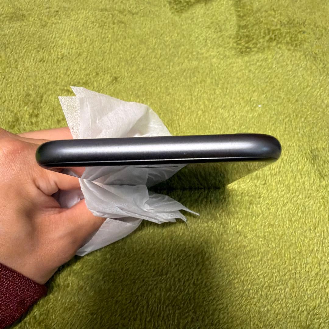 Apple iPhone 8 64GB スペースグレイSIMロック解除済