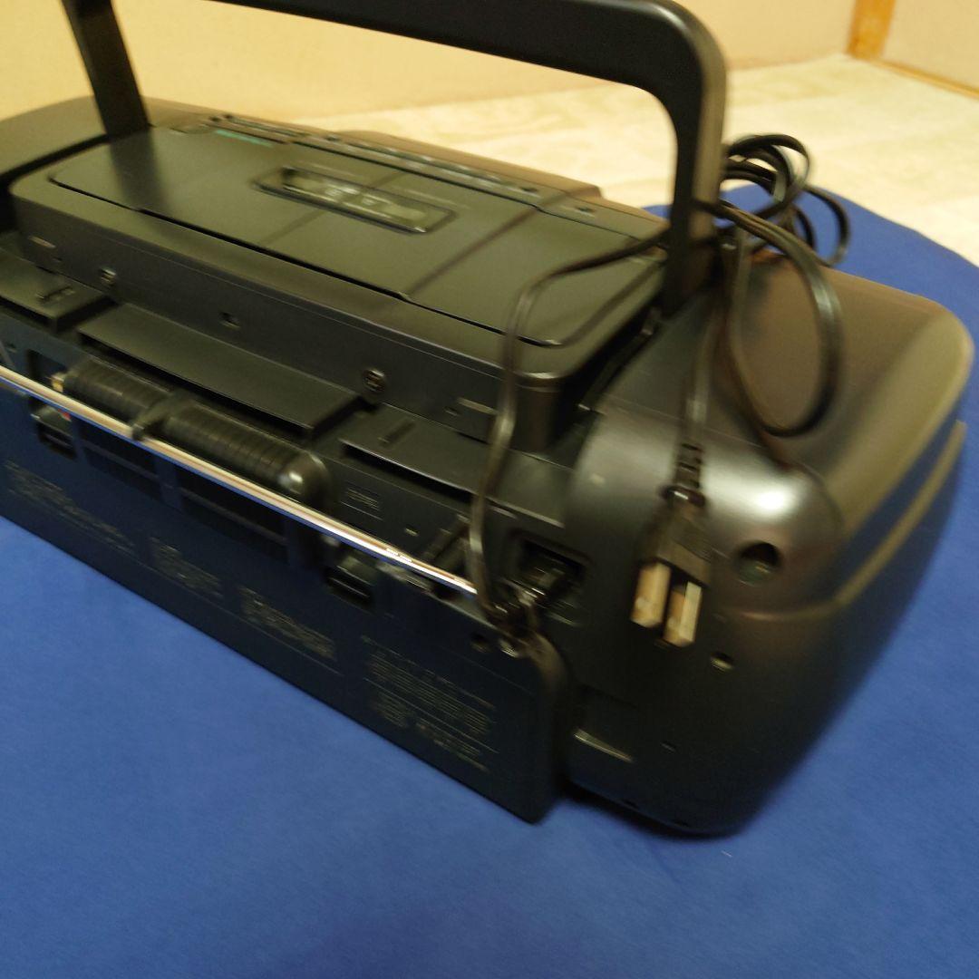 ステレオCDＷラジカセAM、FM、TV イコライザー搭載！低音イルミランプ点滅！