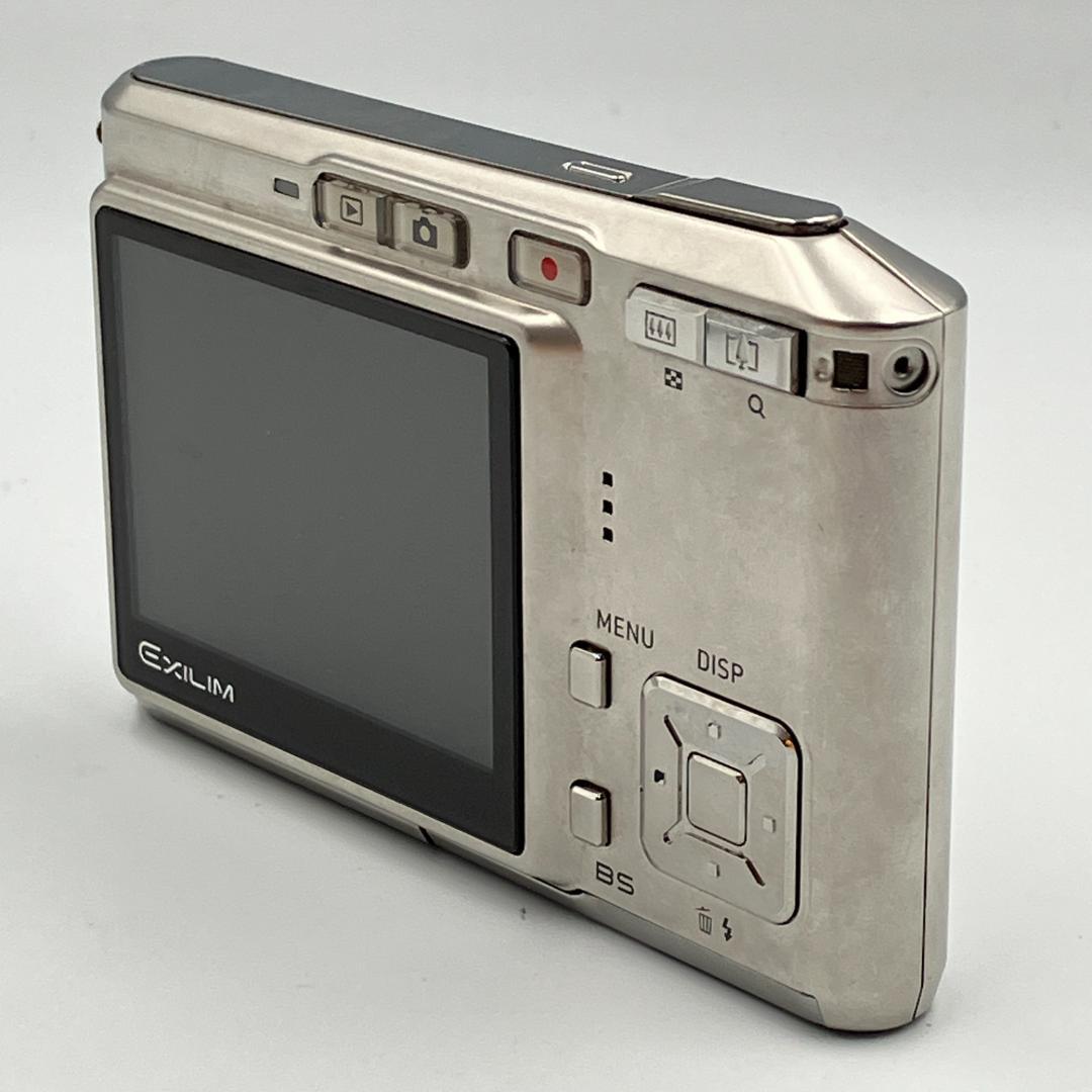 ⭐️超薄型コンデジ⭐️CASIO EXILIM EX-S600 シルバー
