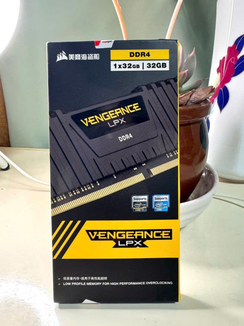 グラフィックボード・グラボ・ビデオカード Corsair Vengeance LPX DDR4 32GB 3600mhz