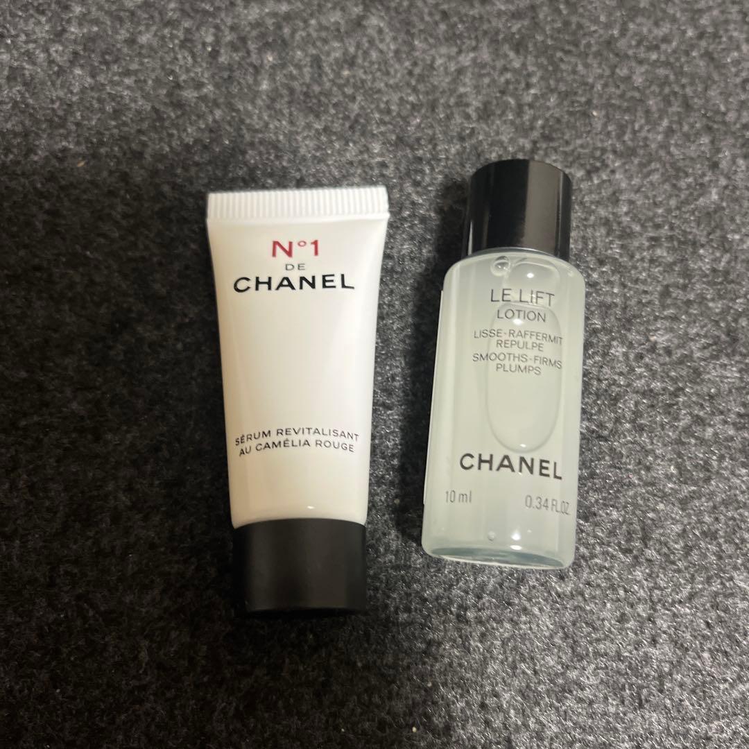 CHANEL ル ルージュ デュオ ウルトラ トゥニュ 47 ダーリンレッド