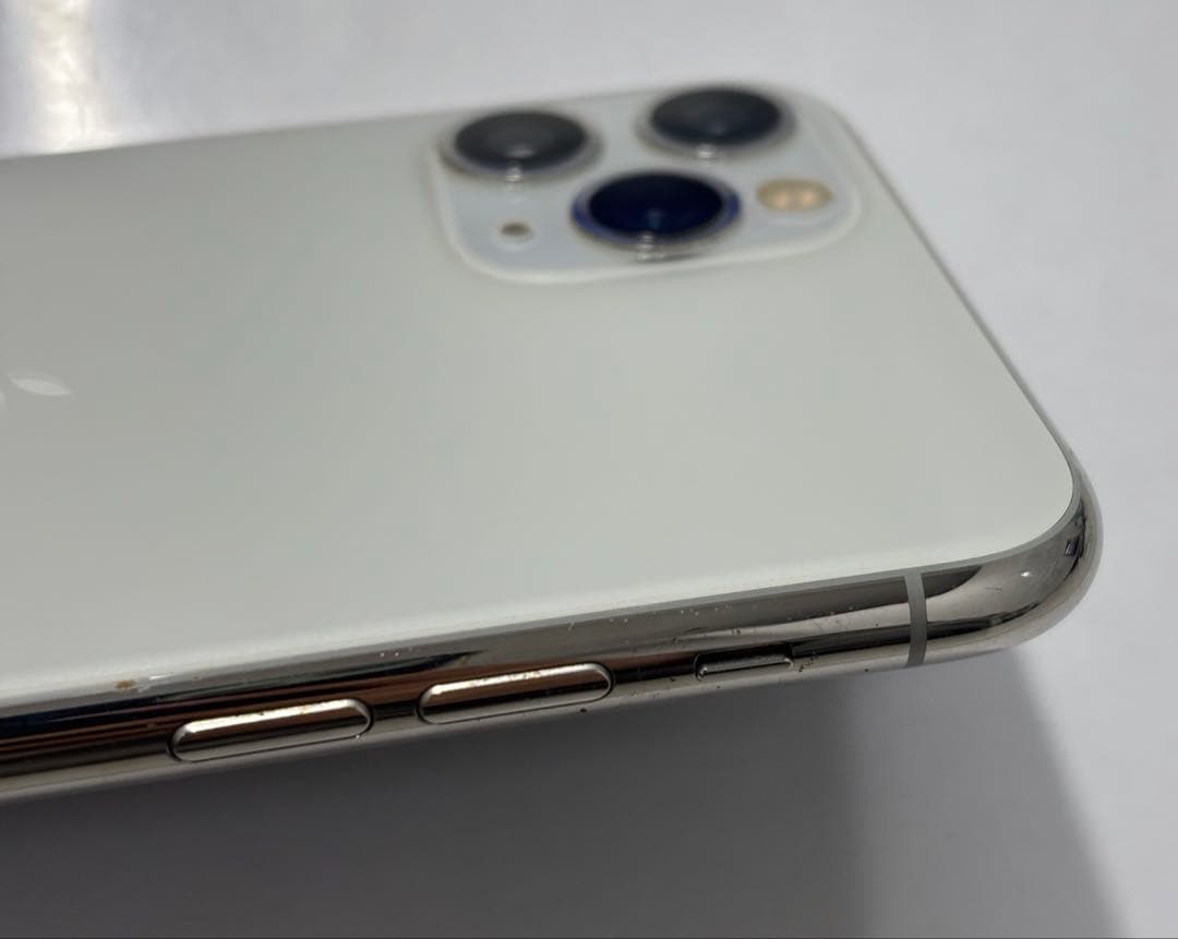 Apple iPhone 11 Pro 64GB シルバー 本体