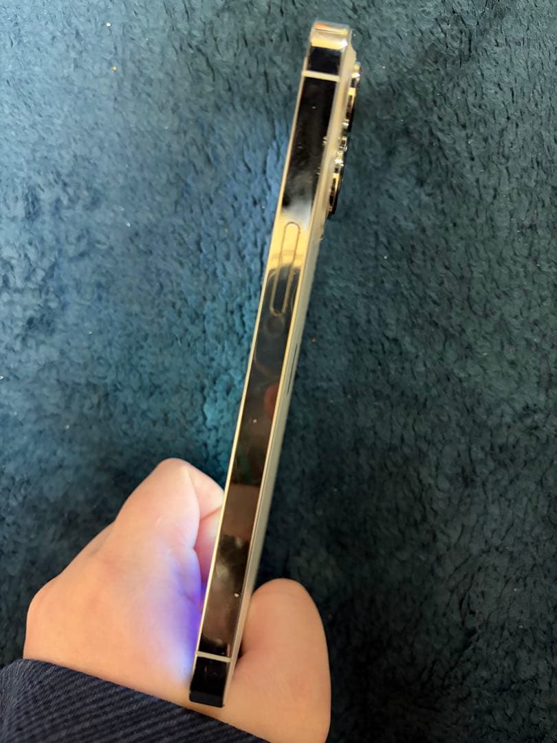iPhone13pro 256GB 画面傷あり
