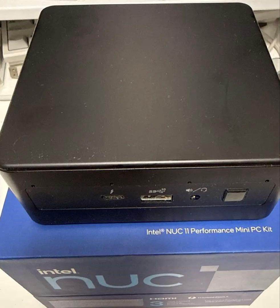 Intel NUC 11 i3 ミニPC NUC11PAHi3