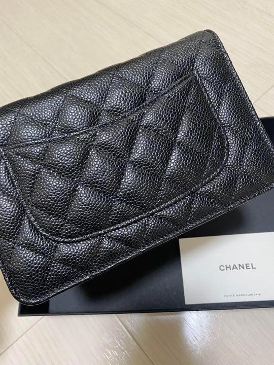 チェーンウォレット キャビアスキン シルバー金具